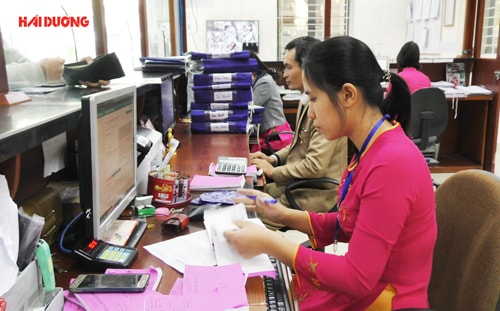 Khẩn trương vào việc ngay ngày đầu xuân